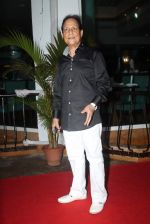 at Prem Chopra_s bash for the success of Sharman Joshi_s film Ferrari Ki Sawaari on 20th June  2012 (103).JPG